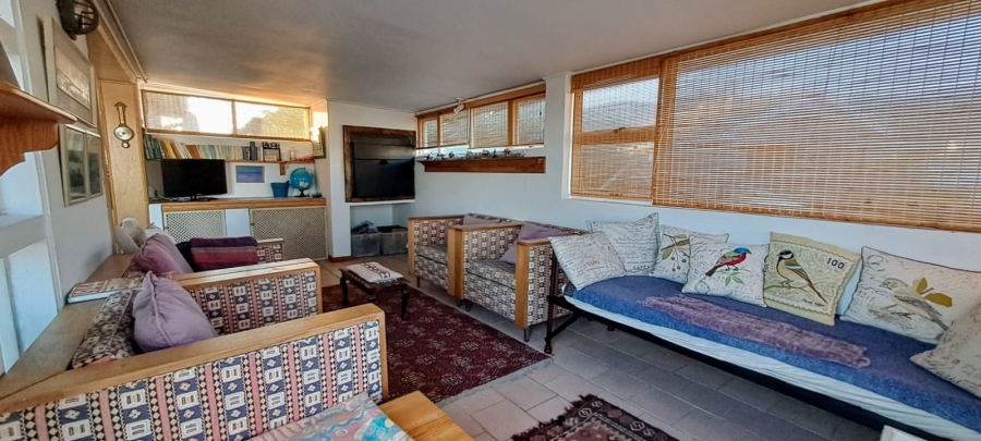 To Let 5 Bedroom Property for Rent in Vermont Western Cape